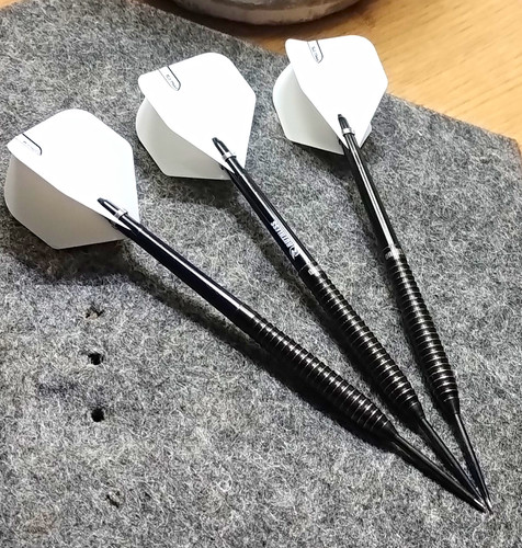 Steel tip darts - of, black
