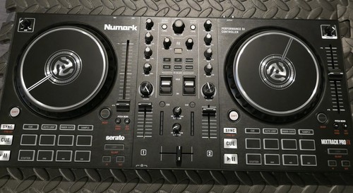 Numark mixtrack pro deck - mixtrack,