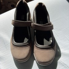 Clarks Wave Walk Shoes, Taupe