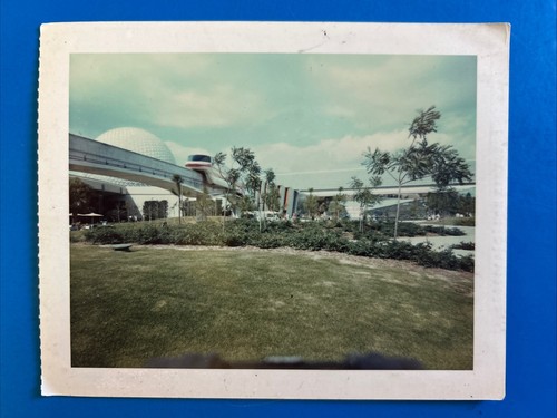 Vintage 1980s epcot center - 1980s,