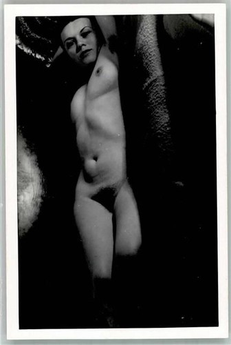 Nude model naturist - nude,
