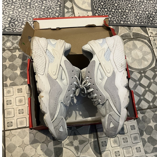 Nike air huarache white - nike,
