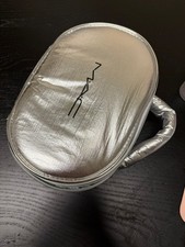 MAC Metallic Silver Make Up