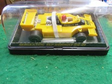 SCALEXTRIC ELF RENAULT RS-01