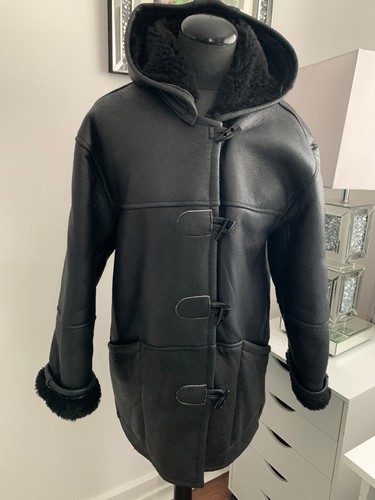 Aquascutum real sheepskin fur