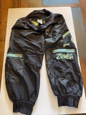 ZUMBA Black Aqua Logo Nylon Cargo Capri Pants Size XS Excellent Condition