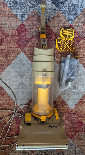 Dyson classic vacuum cleaner - vacuum,