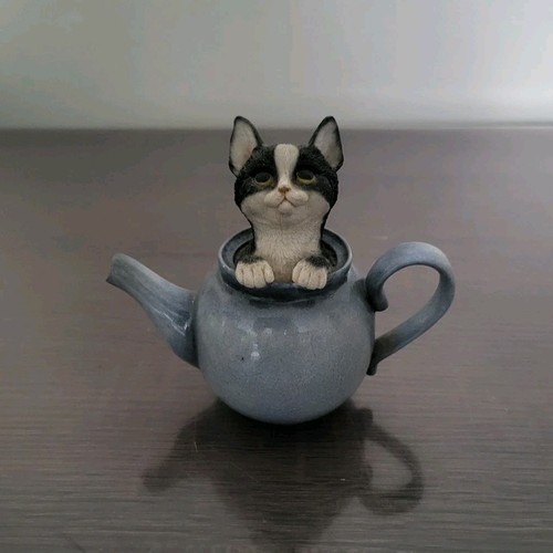 Leonardo cat teapot - leonardo,