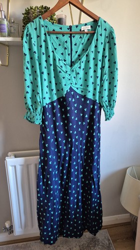 Love roses green and - roses, navy