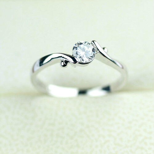 White gold finish cubic - white,