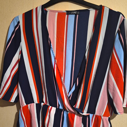 Quiz striped neck short - quiz, v-neck