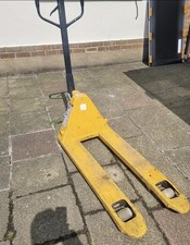 Pallet truck - Euro Tines 