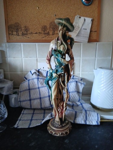 Vintage oriental figurine size - vintage,