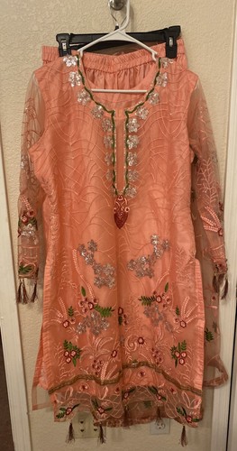 Pakistani salwar kameeze - pakistani,