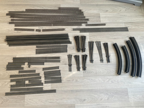 Lot 103 pieces - of,