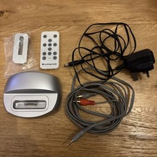 Cambridge Audio Silver iPod iD10 Docking Station Silver incl. Leads and Remote