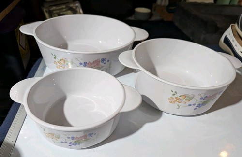 Vintage kitchen ware - ware, corning