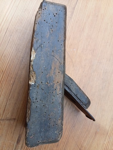 Antique rounding over - rounding, wooden