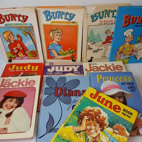 Vintage girls annuals job lot - vintage,