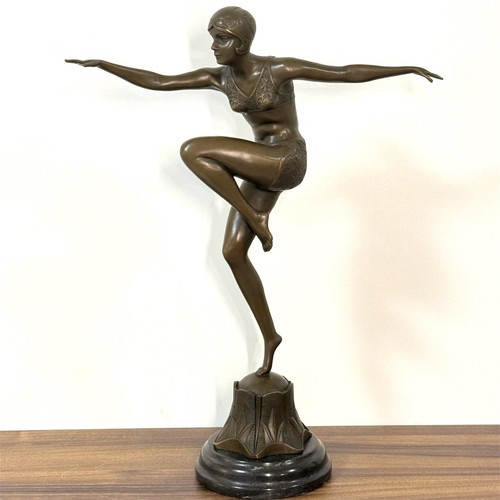 Bronze woman statue lady - bronze,