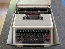 Underwood 315 Vintage Typewriter, Grey 1970's Portable Typewriter