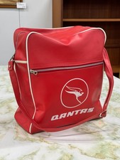 RED Vintage QANTAS Airways