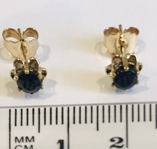 9ct Gold 4mm Sapphire Stud