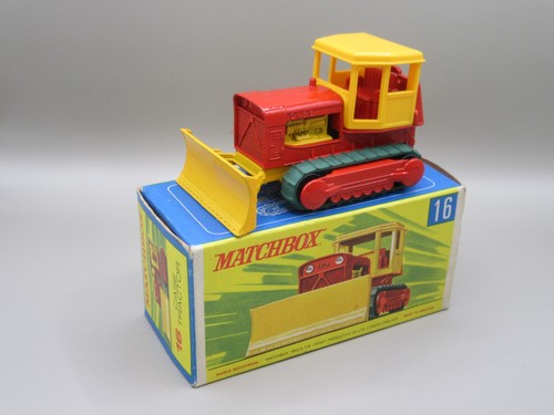 Matchbox case bulldozer - case,