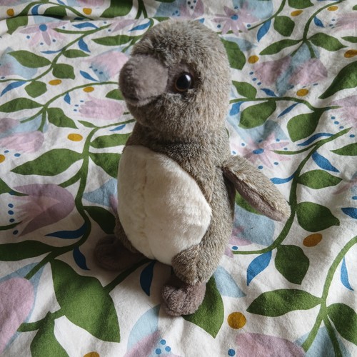 Bnwot petjes world plush - petjes,