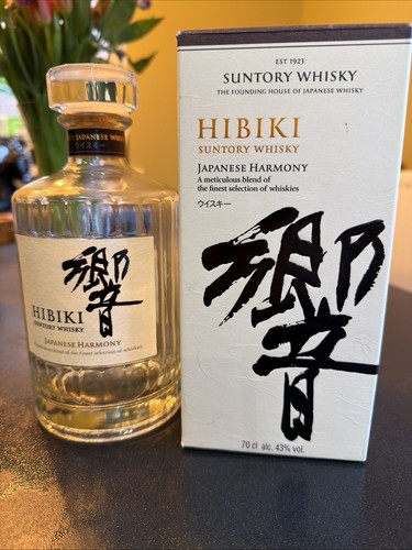 Suntory hibiki japanese - suntory,