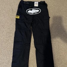 Corteiz Black Cargo Pants Logo