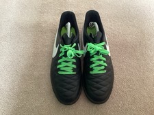 Nike Majesty Black Astro