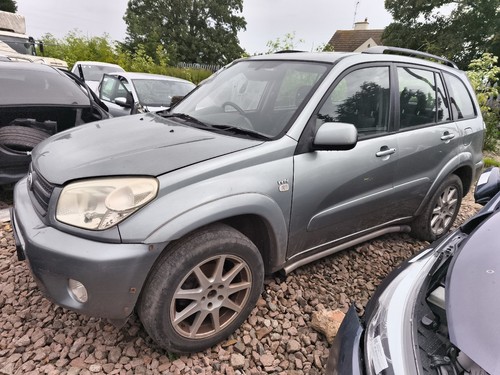Toyota rav 2000 - , wing