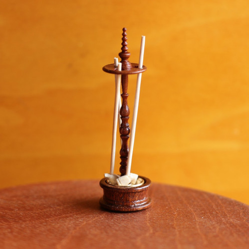 Dolls house miniature - dolls,