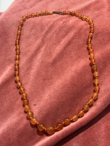 Small vintage amber - , necklace