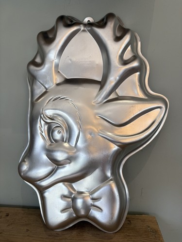 Wilton reindeer cake - cake, 1988