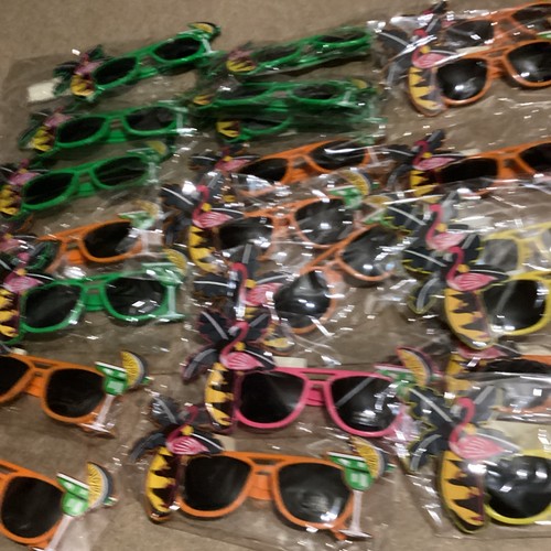 Pack sunglasses novelty - ,