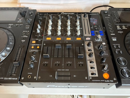 Pioneer djm750 mixer - pioneer,