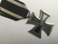 WW1  IRON CROSS 2ND CLASS MAKER MARK MHF IN THE SUSPENSION RING.