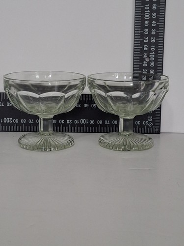Set clear pressed glass - of,