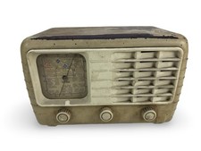Vintage Ultra Valve radio