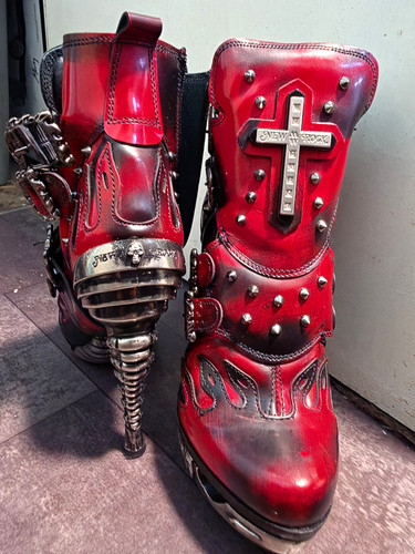 Limited edition red black - red, &