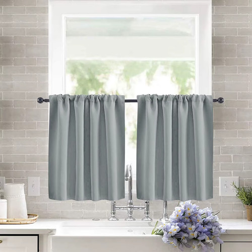 Short blackout curtain small - short,
