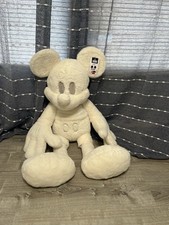 Disney Classic Mickey Mouse