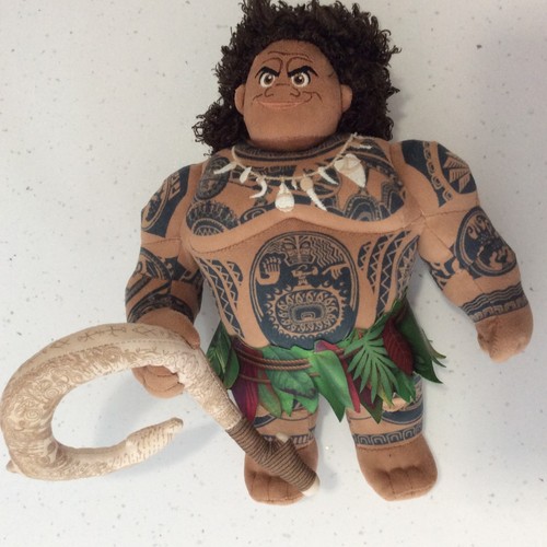 Disney store moana maui - disney, plush