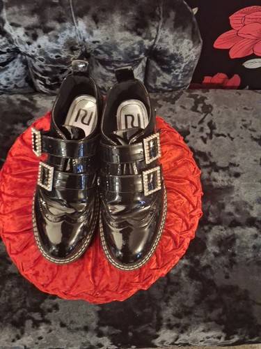 Stunning river island blaxk - river,