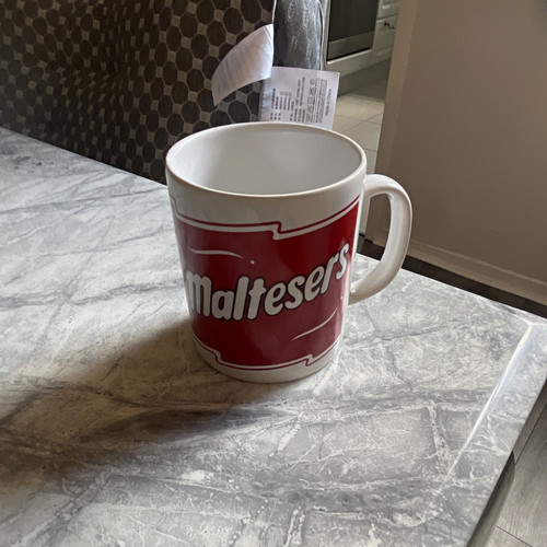 Maltesers red white - maltesers,