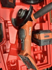 HILTI AG 150- A36 & 2 x 5.2ah