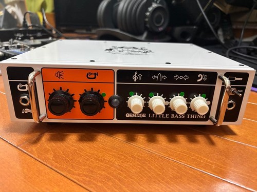 Orange little bass thing - little,