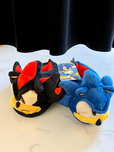 Nwt sega sonic the - sega, hedgehog